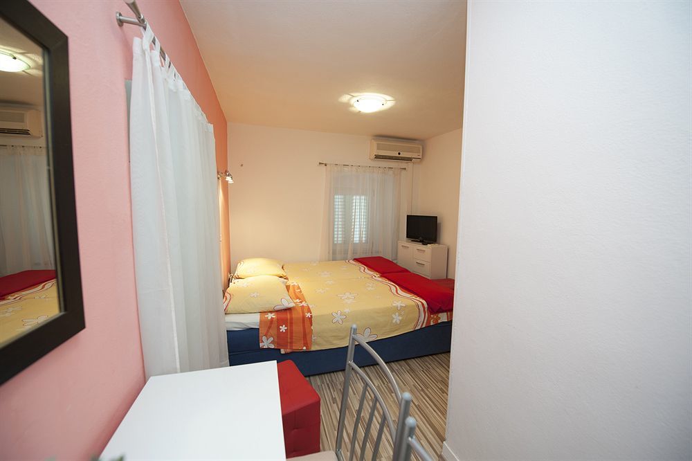 Damira Rooms Сплит Екстериор снимка